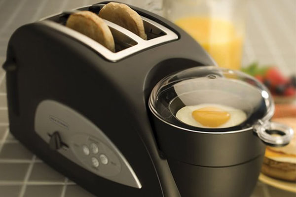 These Are the Best Toasters that Cook Eggs and Bacon 1