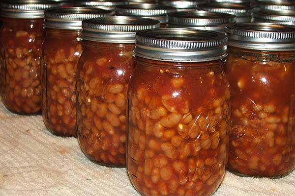 baked beans in a jar